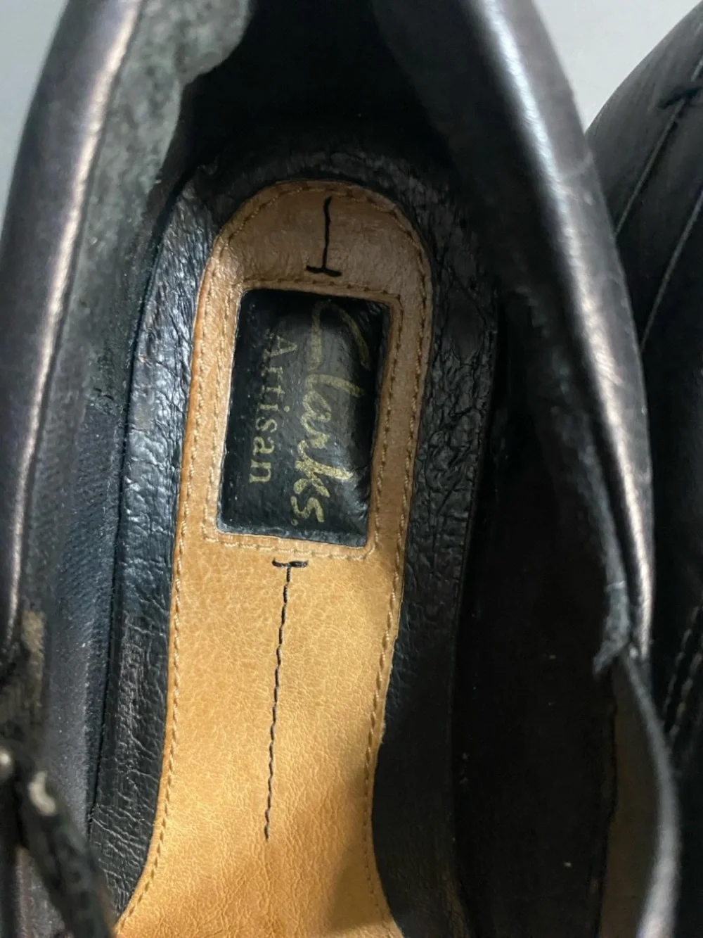 Clarks Artisan Black Mary Jane Block Heel Pumps - Picture 7 of 7